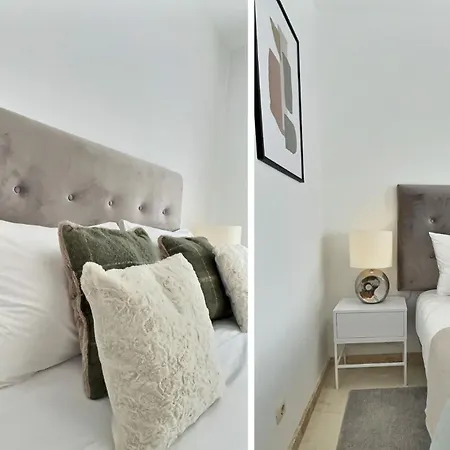 Beautiful Penthouse With Three Large Double Bedrooms In Casares Costa *