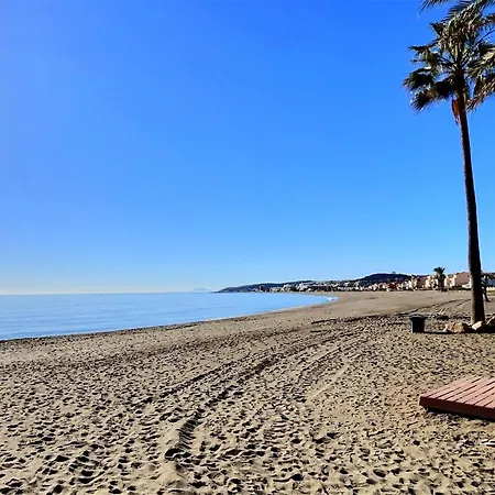 Apartment Beautiful Penthouse With Three Large Double Bedrooms In Casares Costa