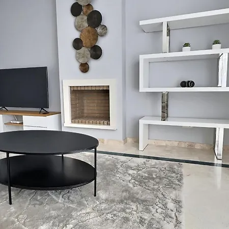 Beautiful Penthouse With Three Large Double Bedrooms In Casares Costa Apartment *